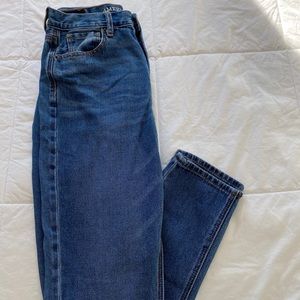 American Eagle Mom Jeans